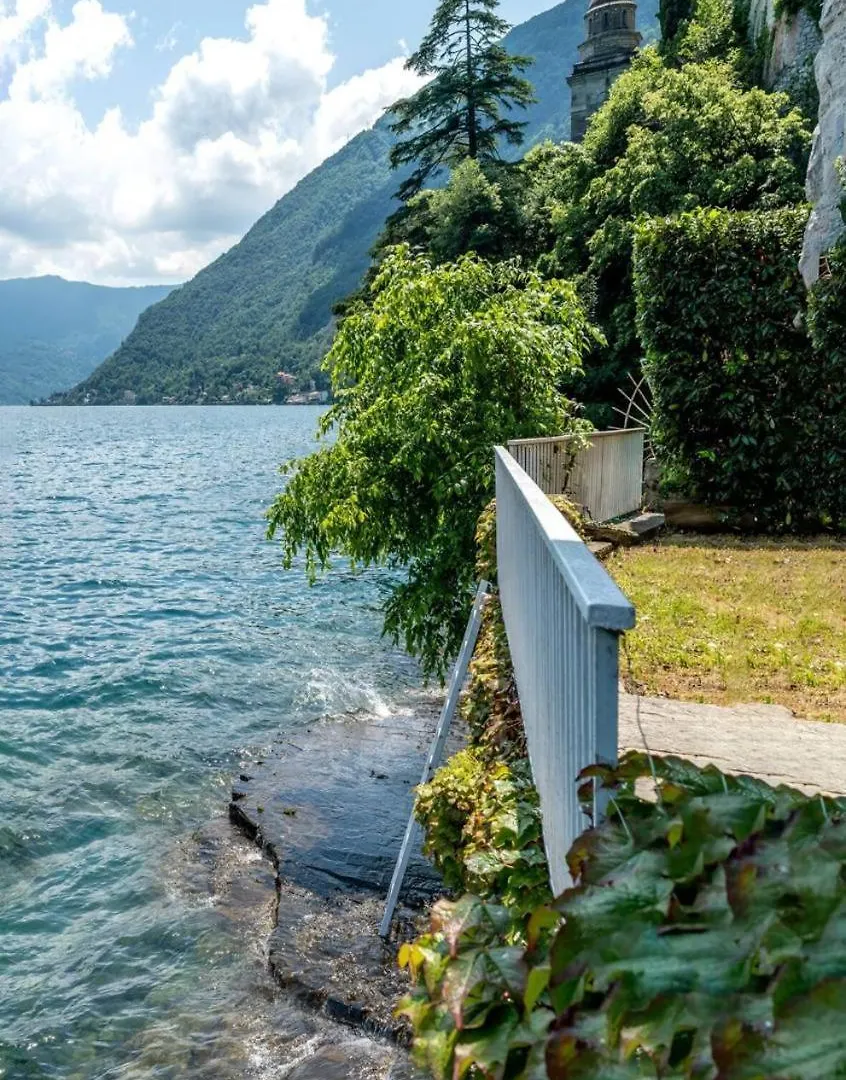 Villa Lake Como Brienno Italy
